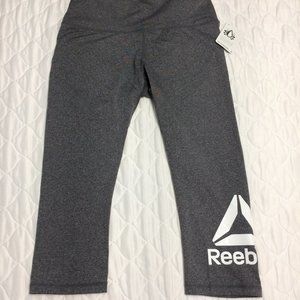 NWT * Reebok Skinny Capri